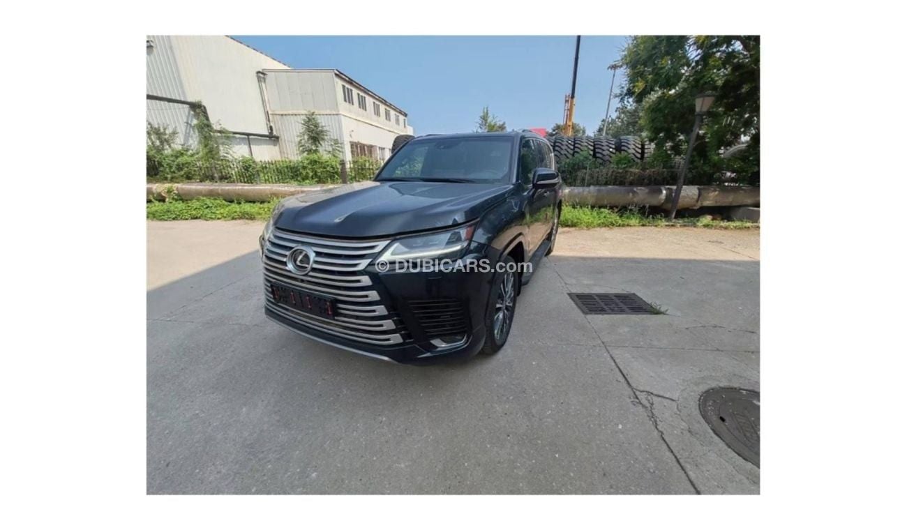 Lexus LX 500 Lexus LX 500d Luxury