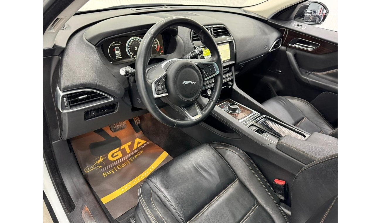 جاكوار F Pace 2018 Jaguar F-Pace Prestige 25t, Warranty, 2025 Jaguar Service Pack, Excellent Condition, GCC