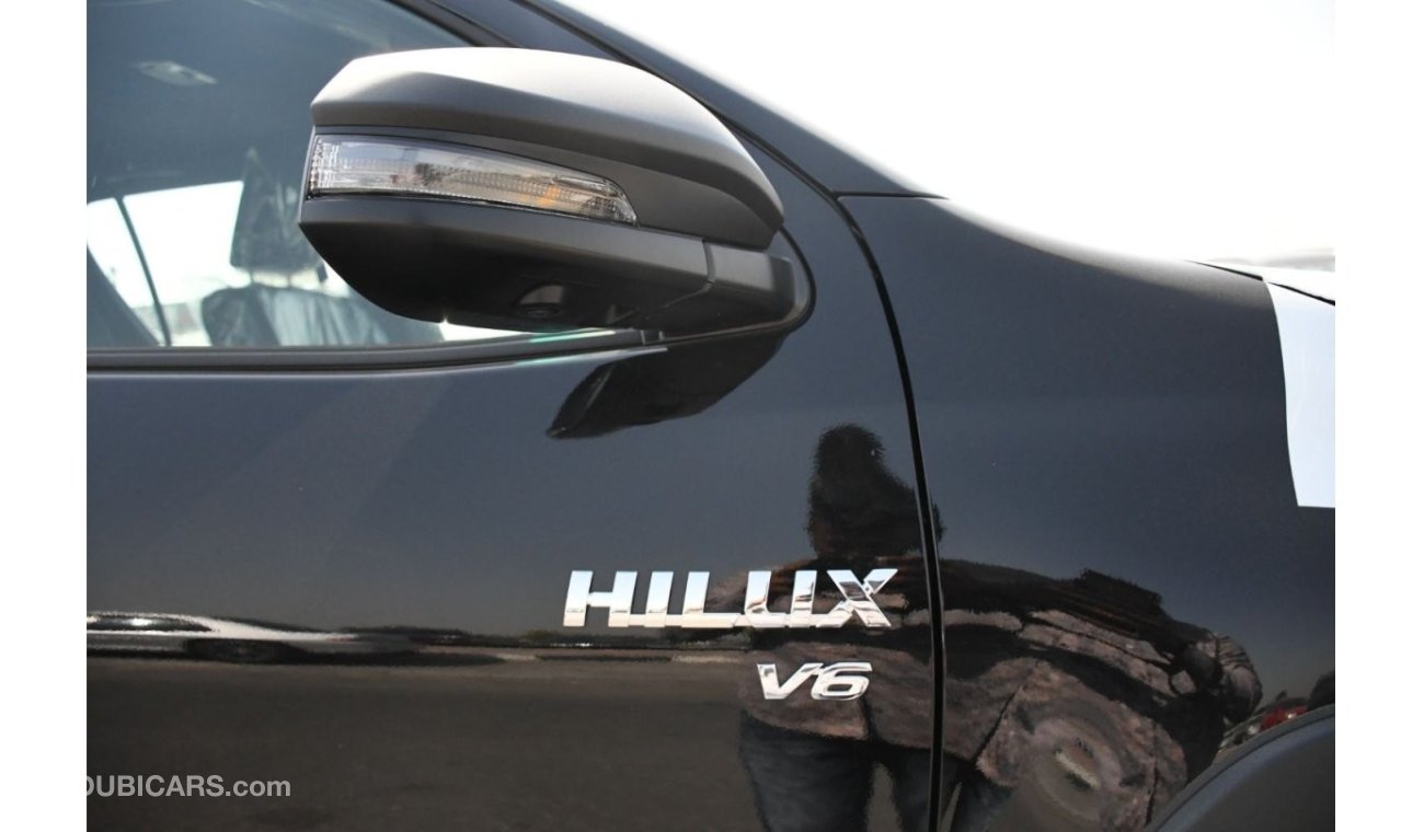 Toyota Hilux 2024 Toyota Hilux 4.0L Adventure V6 wireless Charger