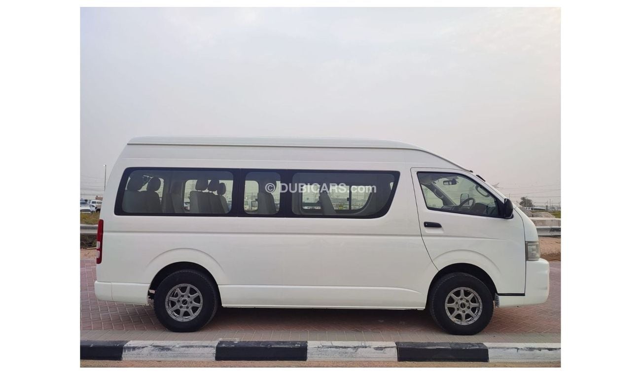 تويوتا هاياس TRH228-0001018 ||  TOYOTA HIACE (VAN)	2005	WHITE	CC2700	PETROL	RHD	AUTO	|| EXPORT ONTY