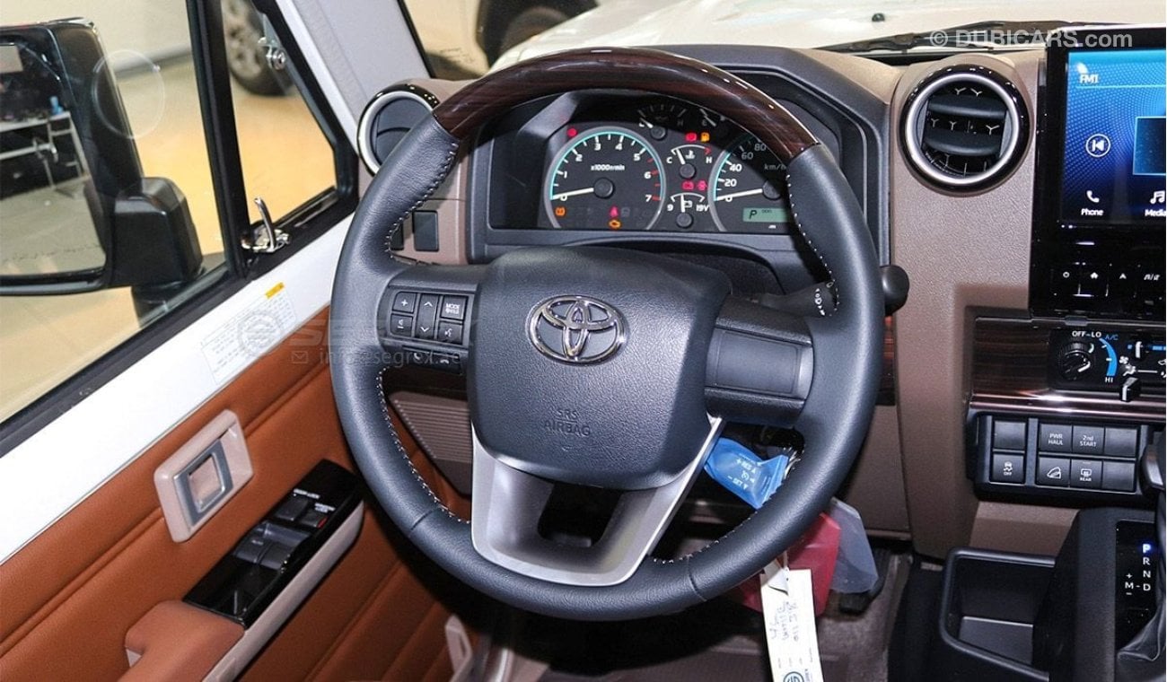 Toyota Land Cruiser 70 FULL OPTION AUTOMATIC TRANSMISSION