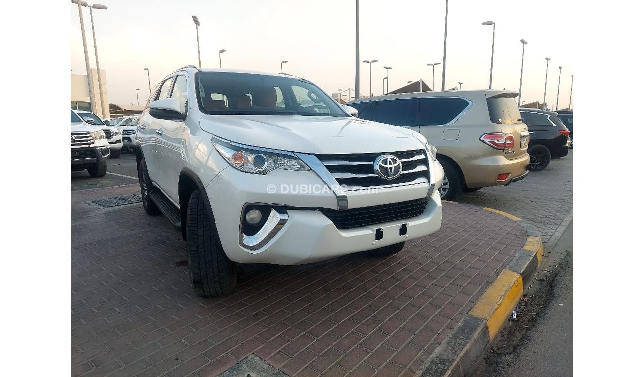 Toyota Fortuner EXR 2.7L (164 HP)