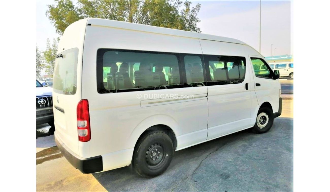 Toyota Hiace 16 SEATS