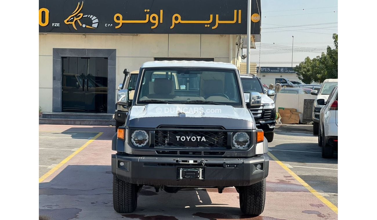 تويوتا لاند كروزر بيك آب TOYOTA LAND CRUISER (70 SERIES) (GRJ79) 4.0L Pick-up 4WD