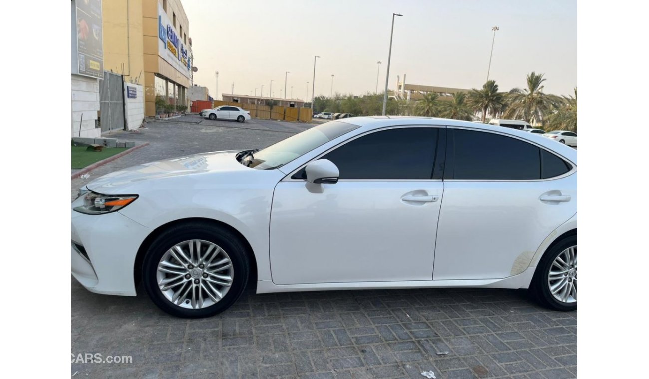 Lexus ES350