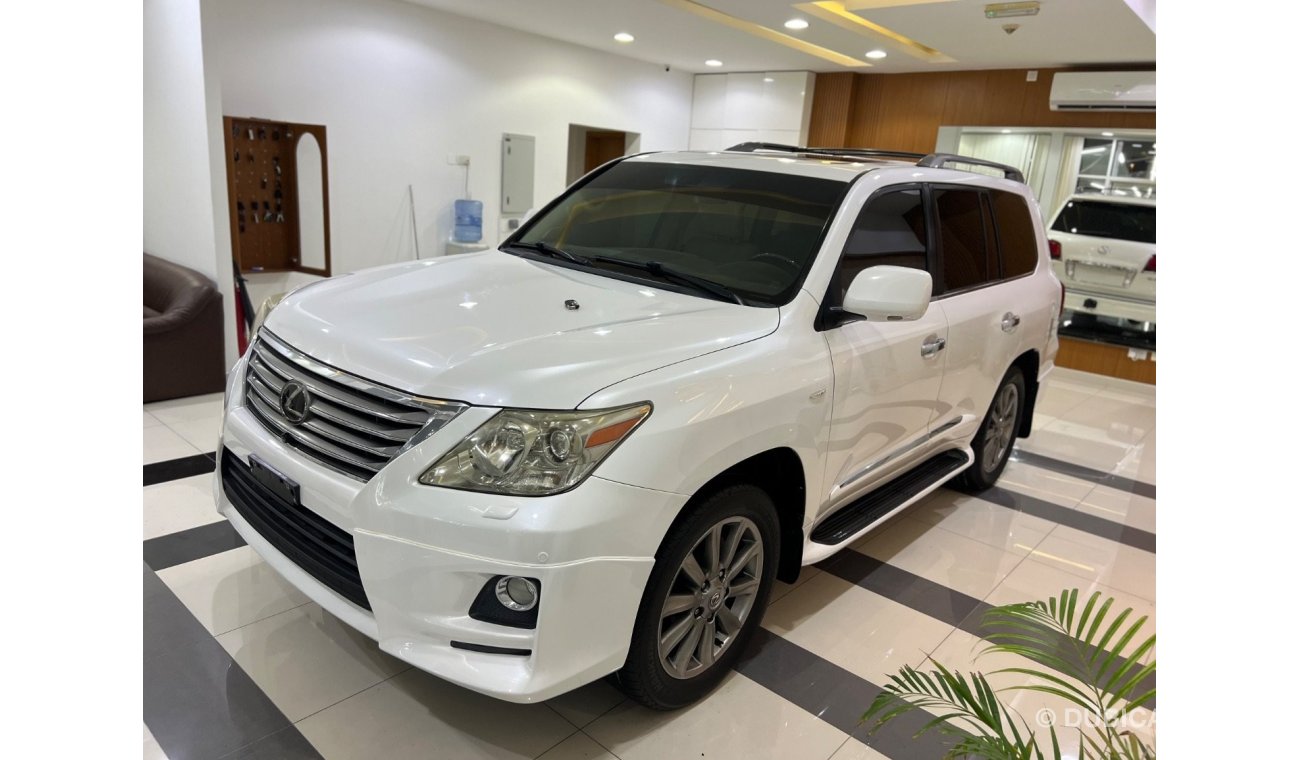 Lexus LX570