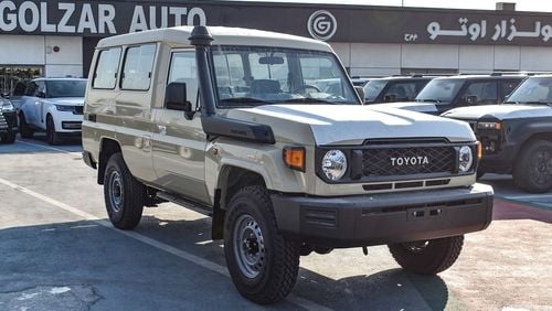 تويوتا لاند كروزر هارد توب LC78 4.2l Diesel - Manual - 13 Seater - Power Window