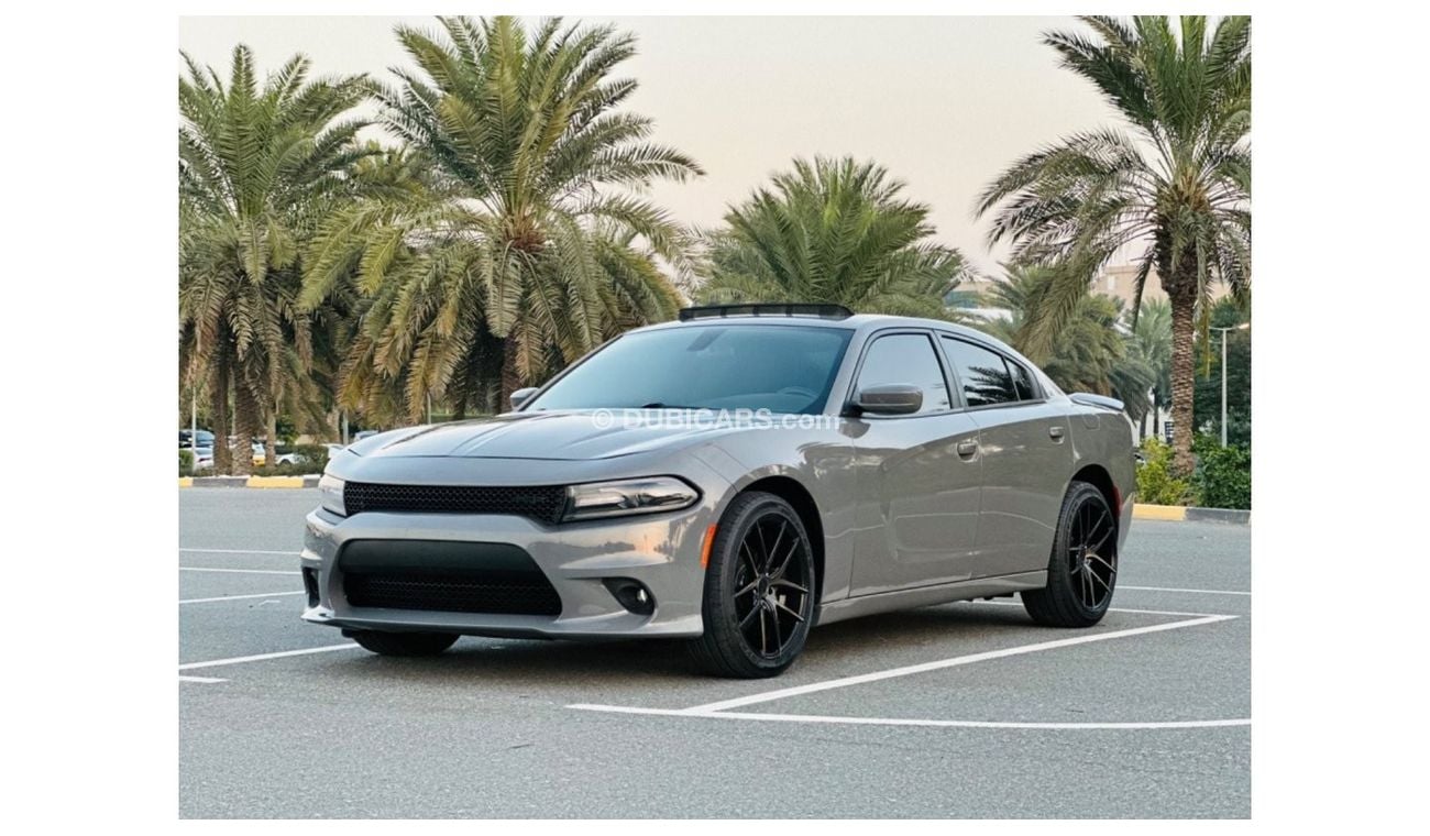 دودج تشارجر 3.6L SXT (متوسط)