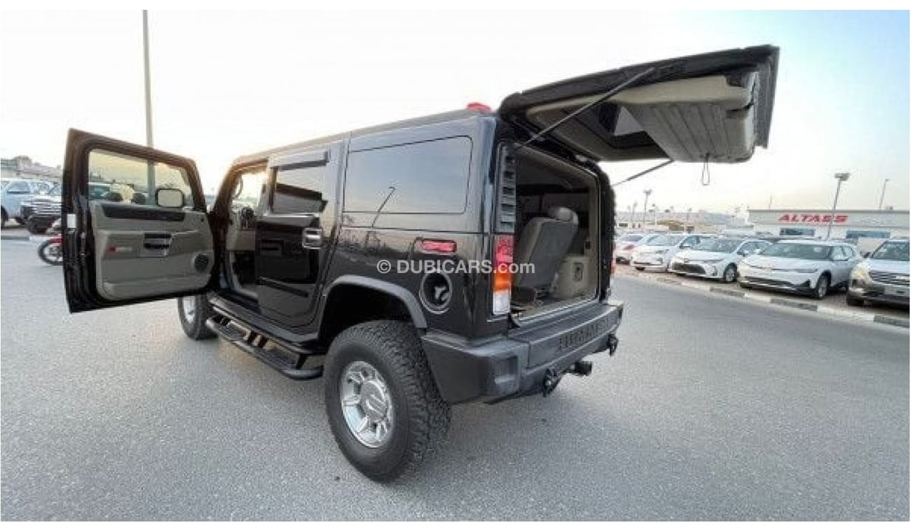 Hummer H2 HUMMER H2 | 2010 | 6000CC | Japan Specs | Sunroof | AT | 4-Wheel Drive | LHD