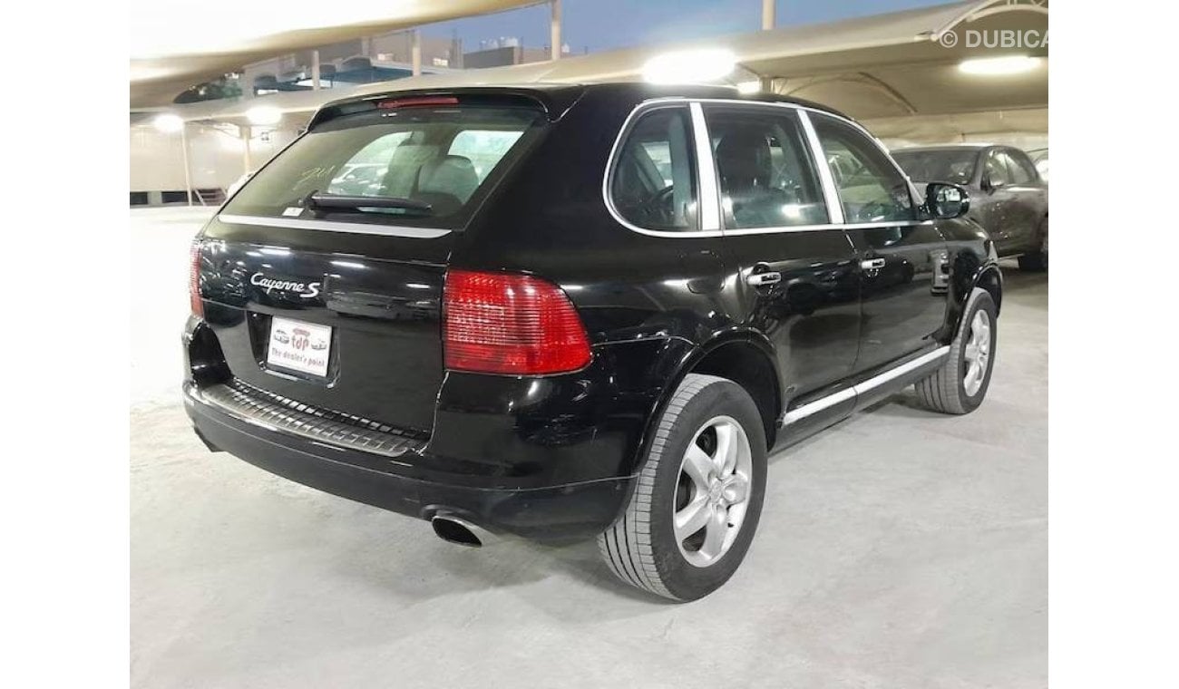 بورش كايان أس PORSCHE CAYENNE S 4.5L 2005 WITH LEATHER SEATS, T.V NAVIGATION, DRIVE RECORDER AND MUCH MORE...