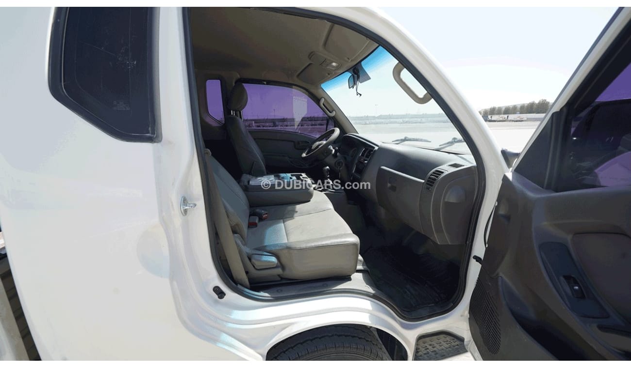 Hyundai Porter 2 USED IN GOOD CONDITION WITH DELIVERY OPTION FOR EXPORT ONLY(Code :78126)