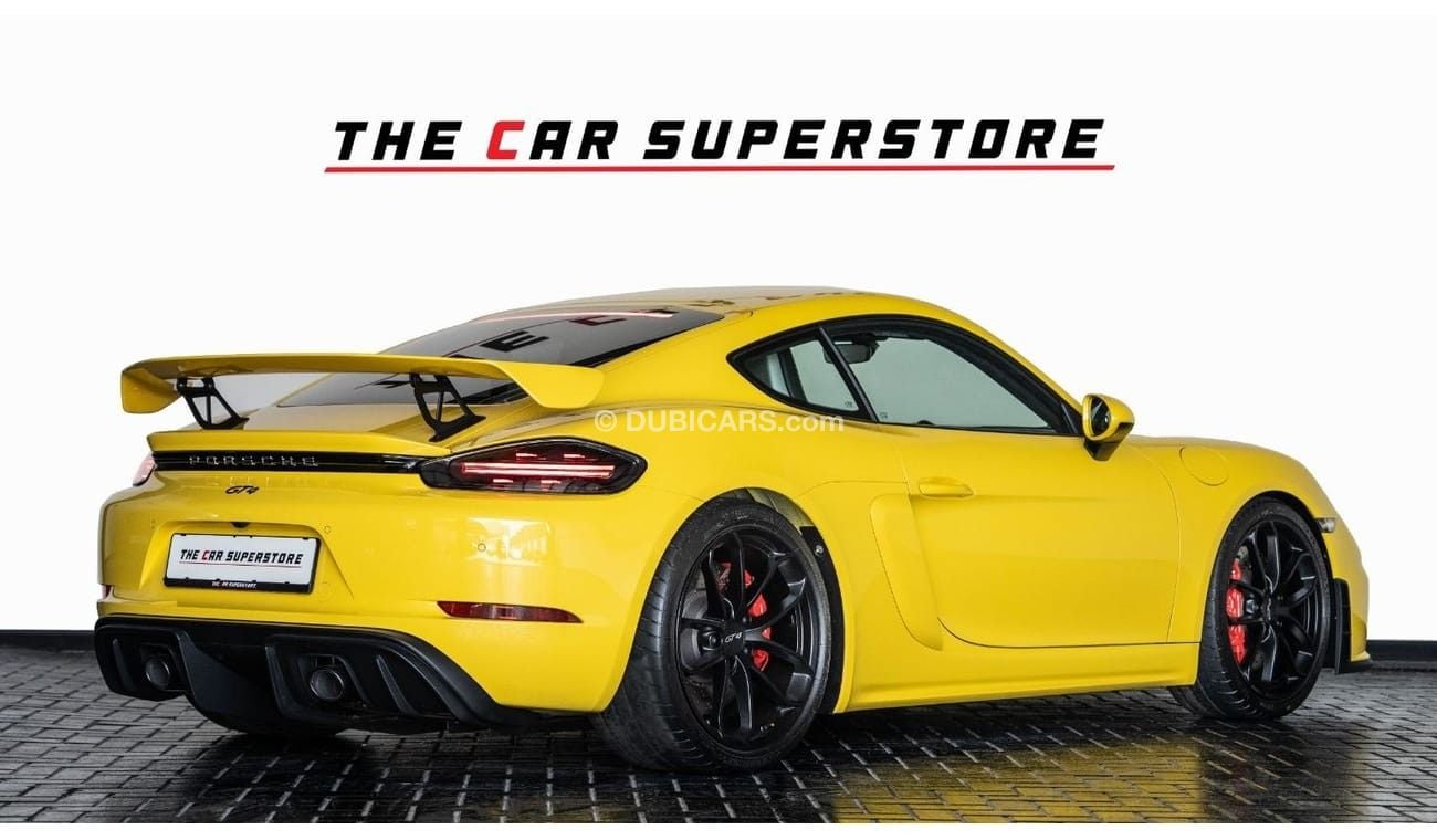 Porsche 718 Cayman 2020-PORSCHE 718 CAYMAN GT4 -GCC-FSH-SERVICE CONTRACT WITH AL NABOODA-1 YEAR WARRANTY