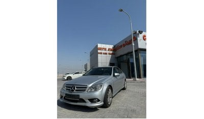 Mercedes-Benz C200