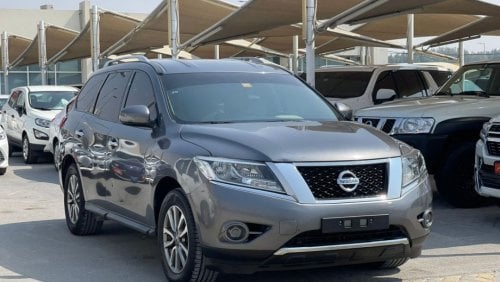 Nissan Pathfinder 2016 I 4WD I First Owner I Ref#391