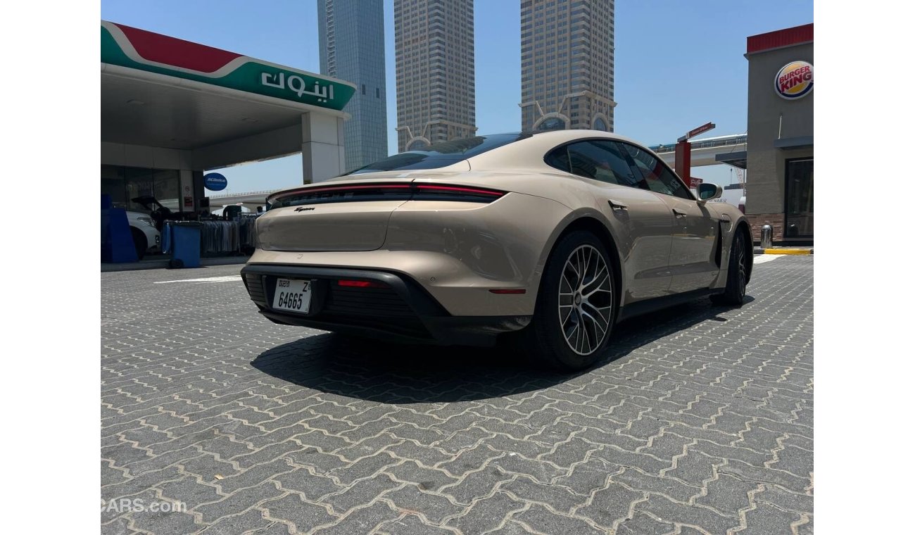 Porsche Taycan