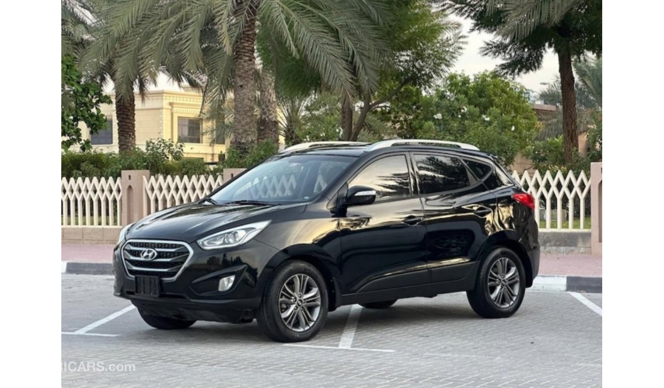 هيونداي توسون Hyundai Tucson 2015 GCC Accident free excellent condition Petrol Left hand Drive