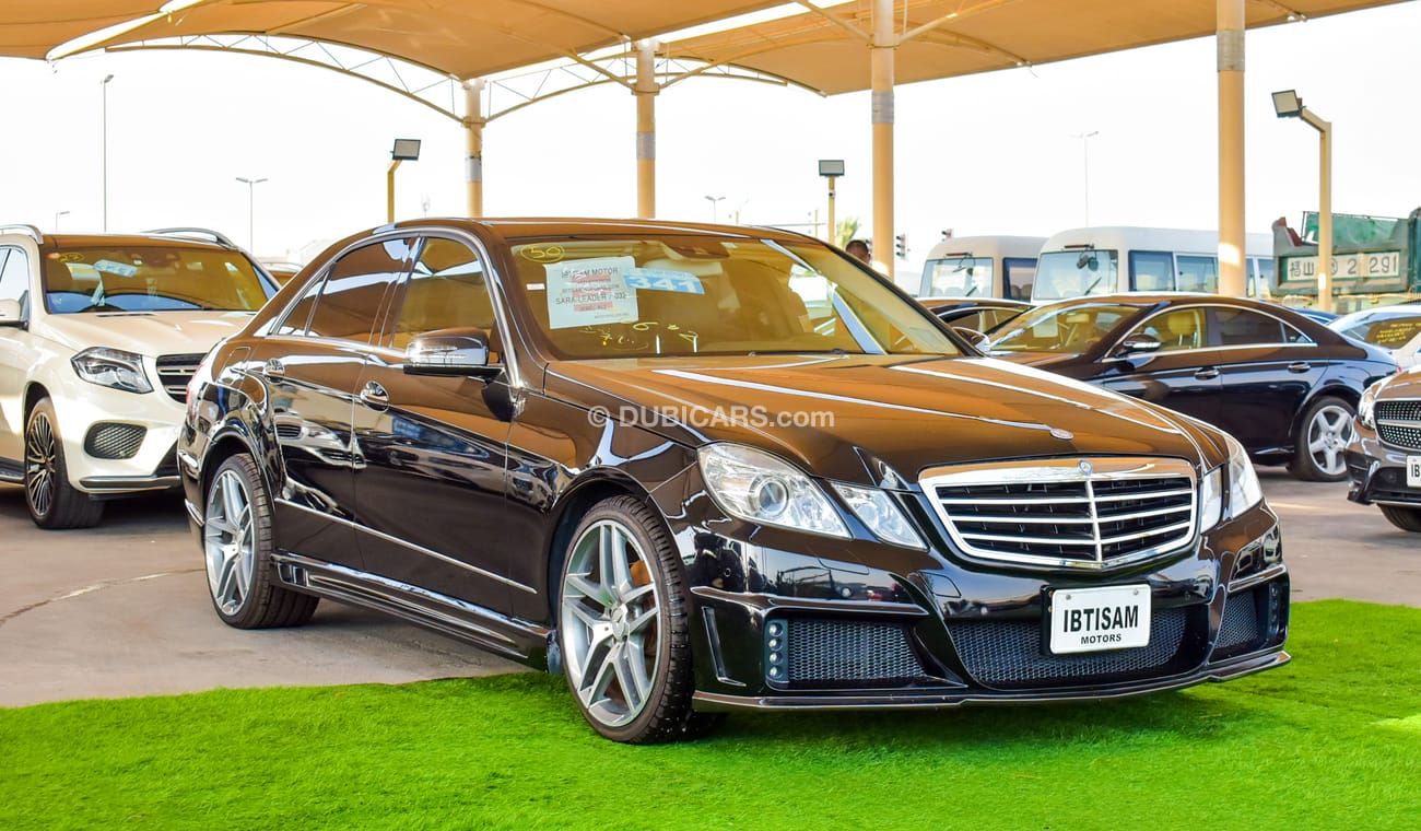 مرسيدس بنز E 350 AMG Bodykit E550 Badge