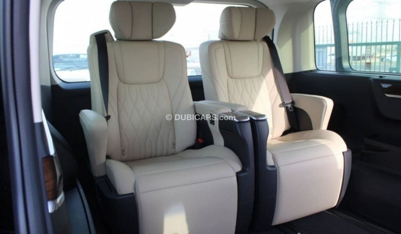 تويوتا جرافينا TOYOTA GRANVIA 2.8L WAGON 6 SEATS AT WG3