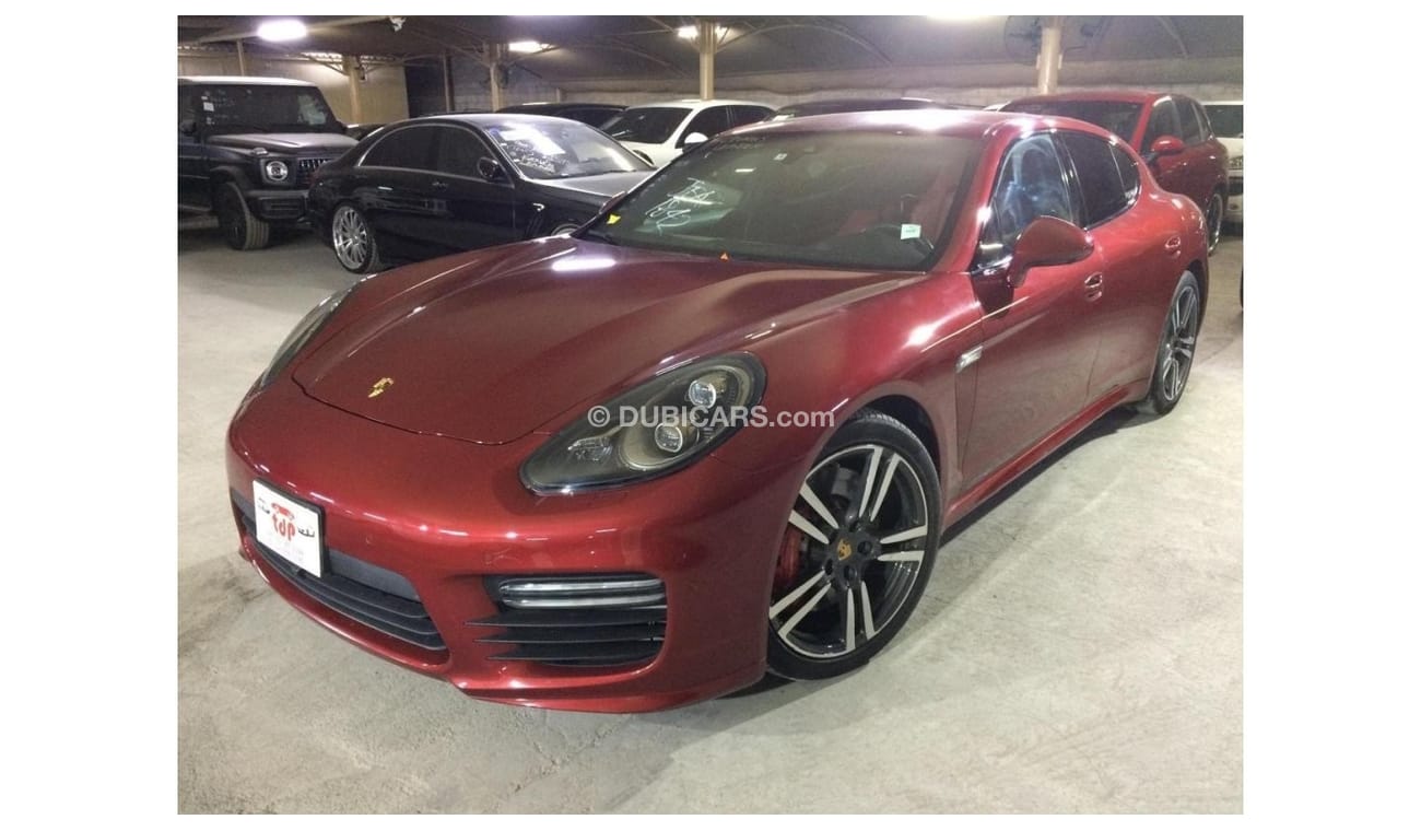 بورش باناميرا PORSCHE PANAMERA GTS 4.8L 2015, WITH SPECIAL COLOUR, BOSE SOUND SYSTEM AND MORE..