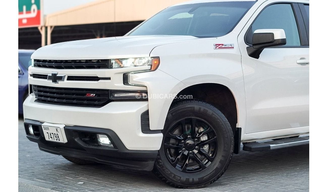 Chevrolet Silverado RST