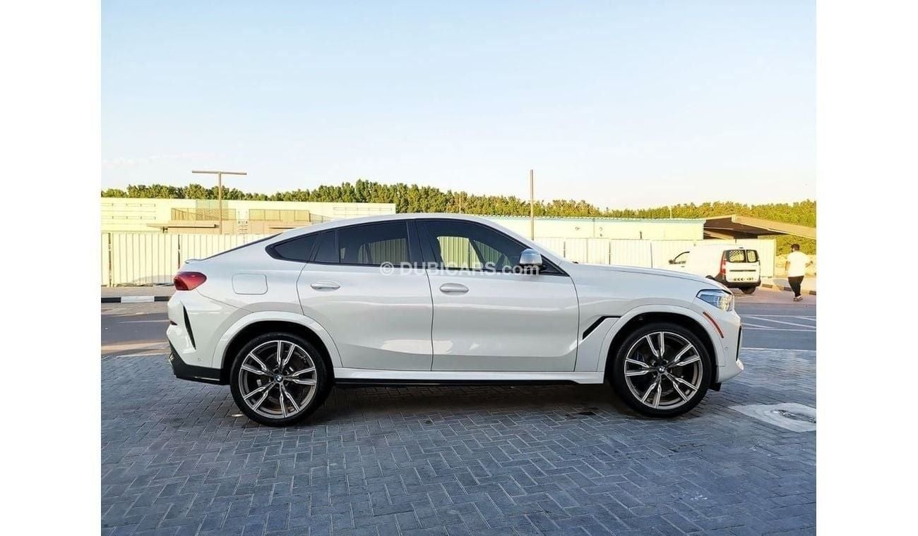 BMW X6 50i Exclusive 4.4L BMW X6 M50i - 2020 - White