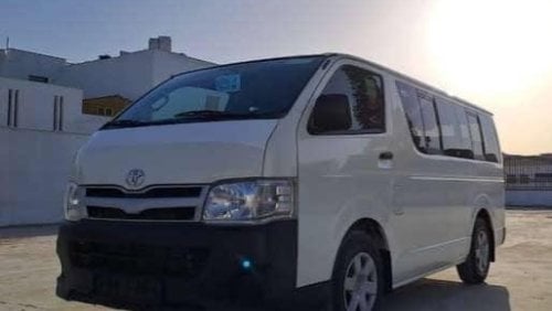 تويوتا هاياس TOYOTA HIACE 2.7L 15-STR M/T PTR (EXPORT ONLY)