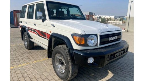 تويوتا لاند كروزر هارد توب 2023 TOYOTA LAND CRUISER LC76 70TH 4.0L GASOLINA