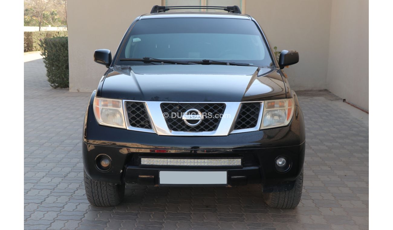 Nissan Pathfinder XE