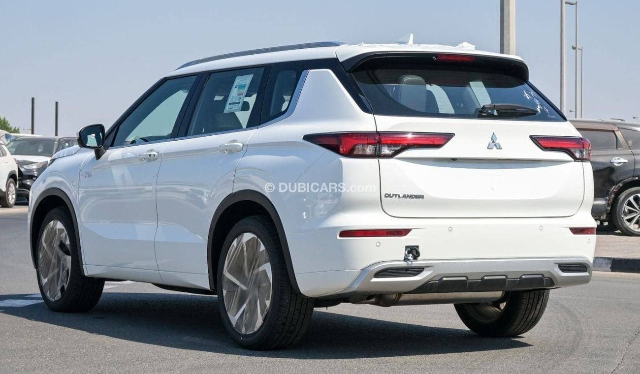 Mitsubishi Outlander Brand New Mitsubishi Outlander Premium For Export  2.5L Petrol A/T |White/Black| 2023 | OUTLANDER-PL