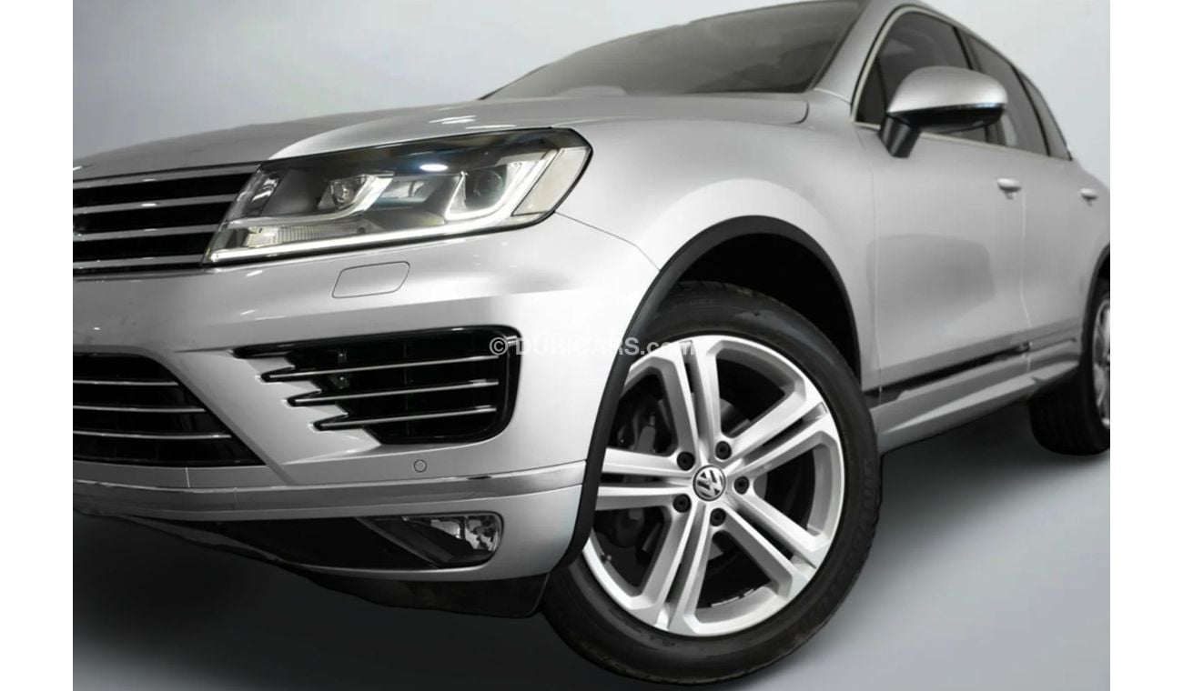 Volkswagen Touareg SEL / Full Volkswagen Service History