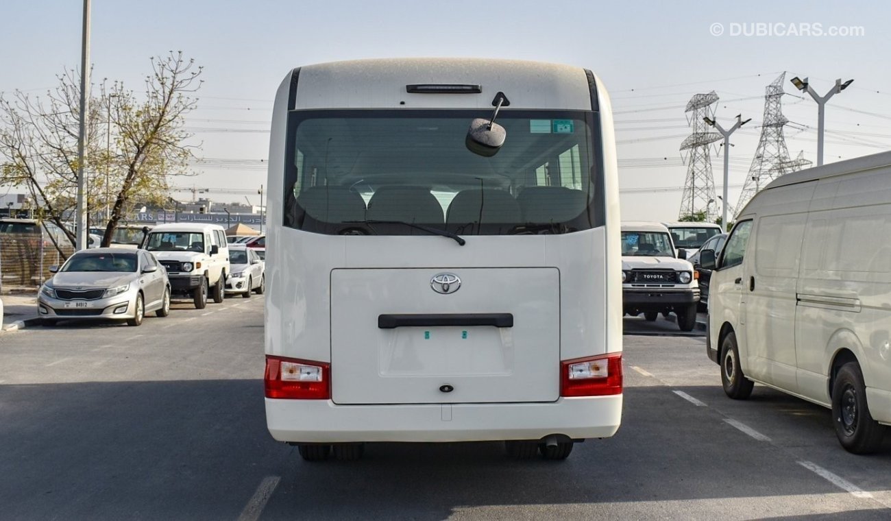 Toyota Coaster Coaster 4.2L Diesel V6 , 23 Seats