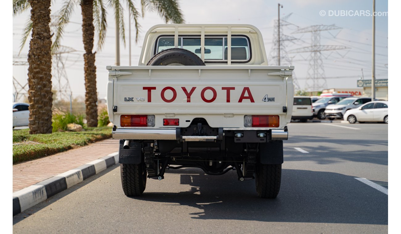 تويوتا لاند كروزر بيك آب TOYOTA LC PICKUP 79  4.5L V8 DIESEL MT