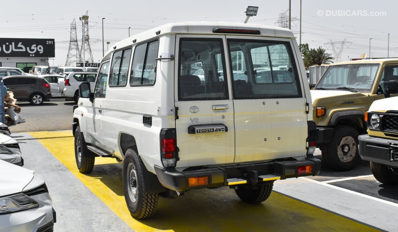 Toyota Land Cruiser Hard Top 4.0L V6 Petrol