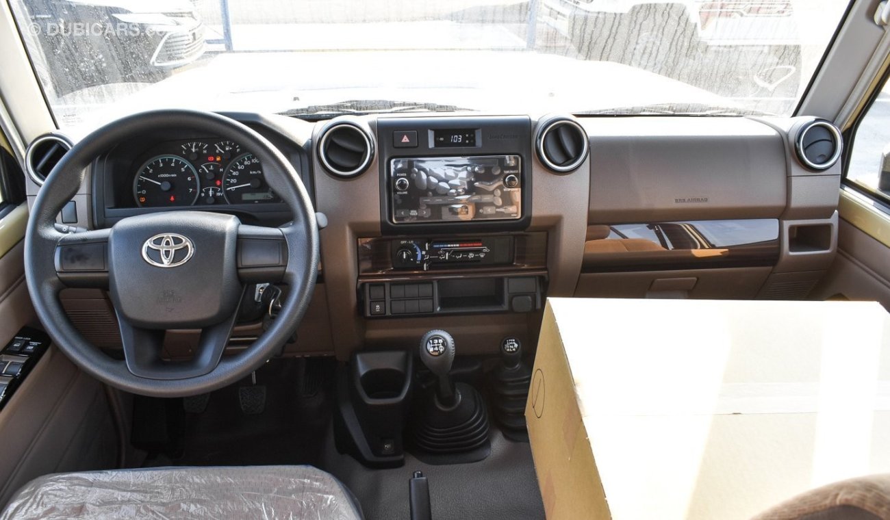 Toyota Land Cruiser Pick Up 4.0L V6 Petrol Double Cabin