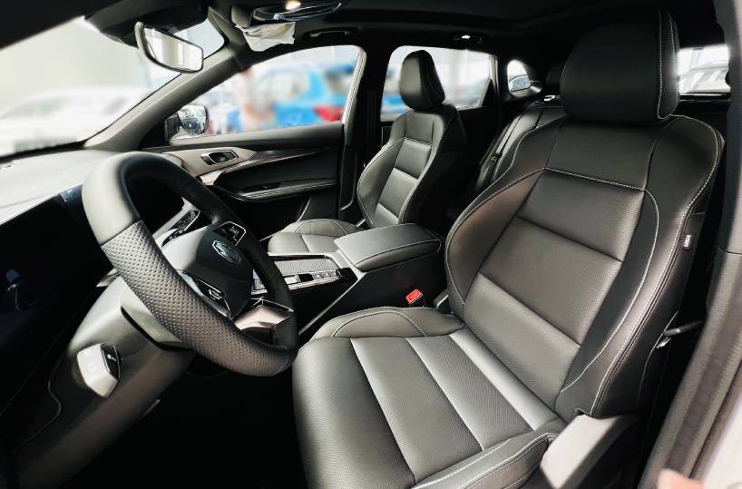 MG One interior - Seats