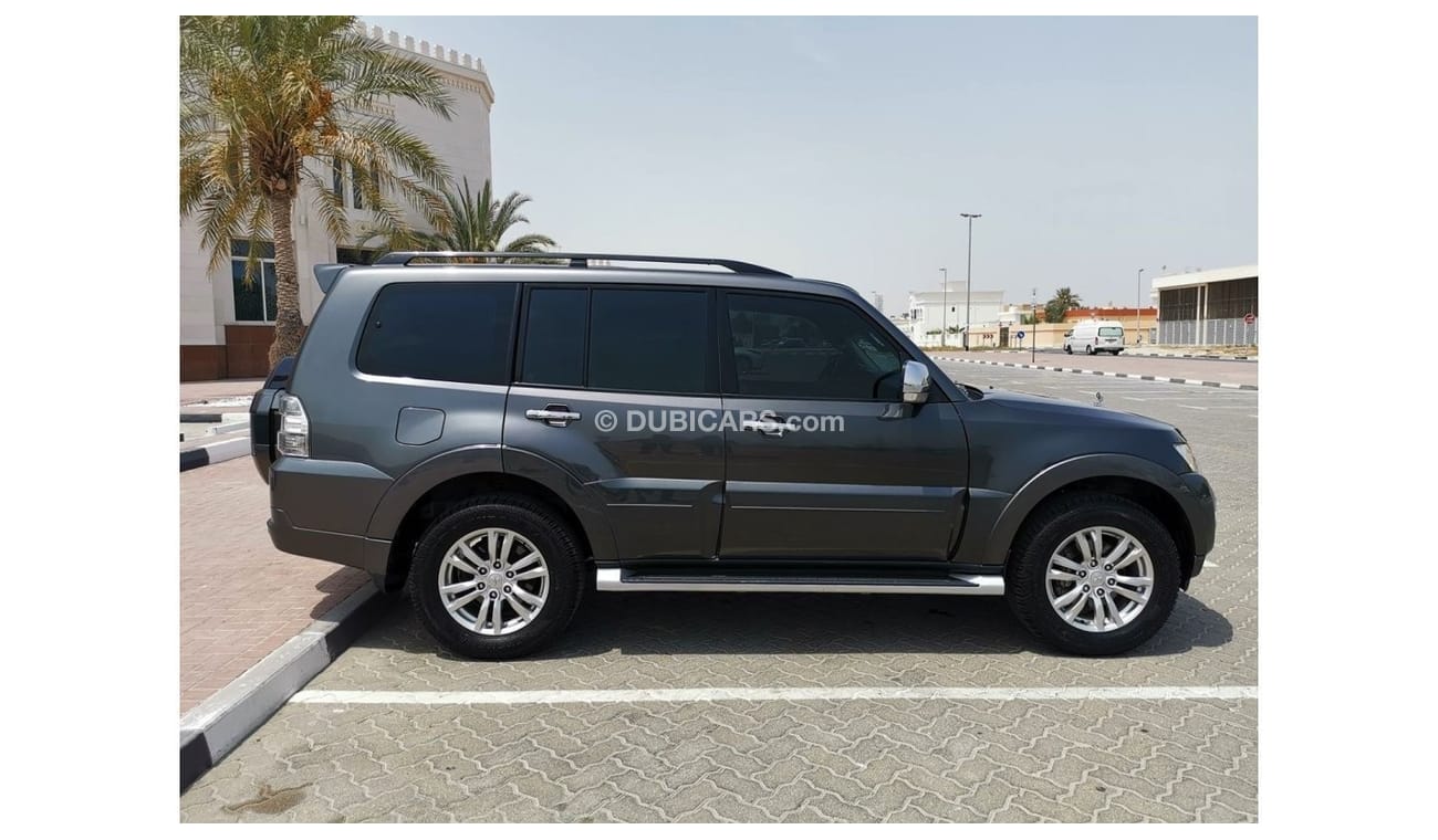 Mitsubishi Pajero GLS Highline