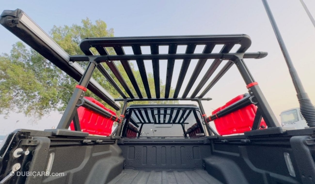 Jeep Gladiator PREMIUM CAMPING ACCESSORIES INSTALLED | ROOF MOUNTED LED LIGHTS | 3.6L PETROL | RHD | 2020 | 4 X 4 |