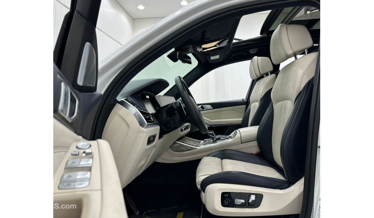 بي أم دبليو X7 2019 BMW X7 xDrive50i M-Sport Masterclass, Aug 2024 Warranty + Aug 2027 Service Pack, Full Option