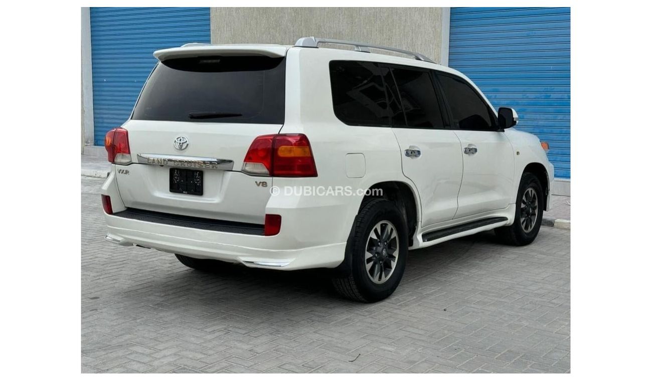 Toyota Land Cruiser تويوتا لاندكروزر VXR V8 خليجي 2009 محول 2015