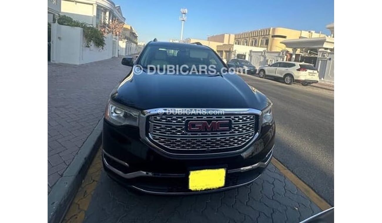 GMC Acadia Denali full option