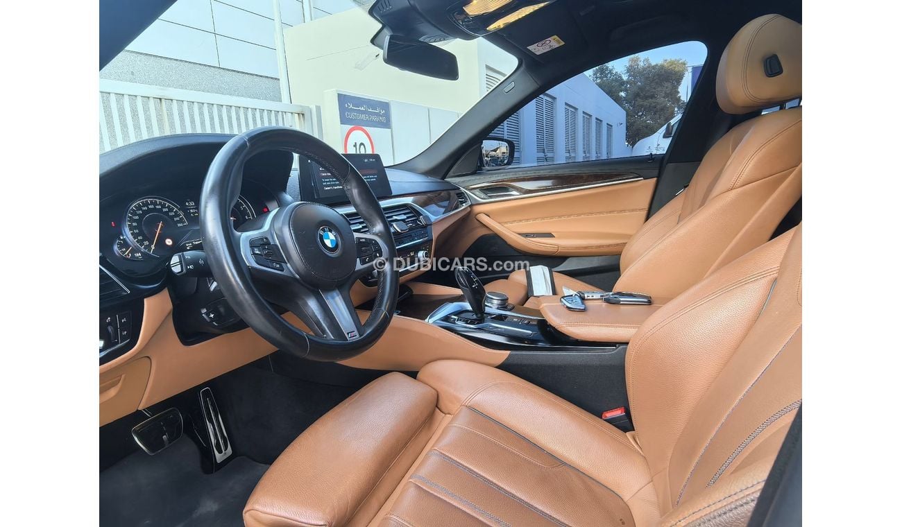 بي أم دبليو 530i Luxury 2.0L