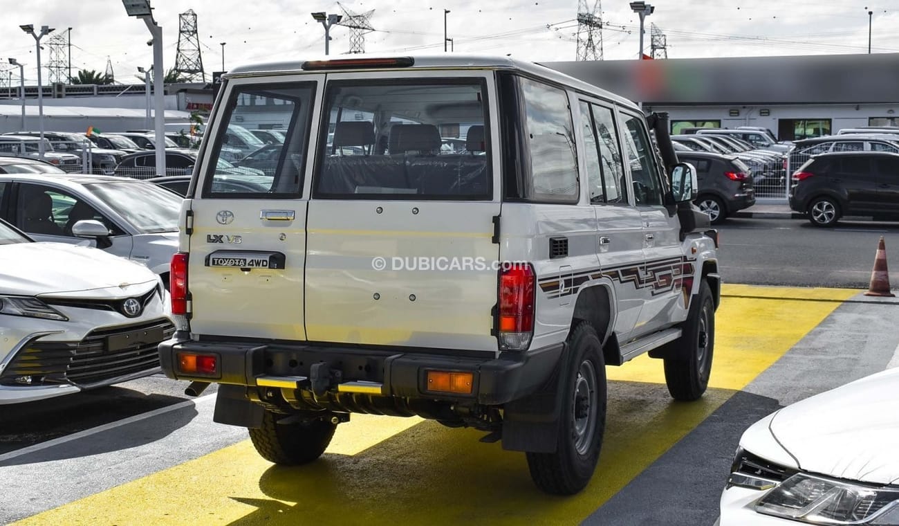 Toyota Land Cruiser Hard Top 4.5L Diesel V8