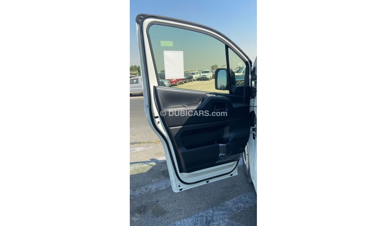 تويوتا هاياس Toyota Hiace Cargo STANDARD ROOF 3.5L 6CYL A/T 2025