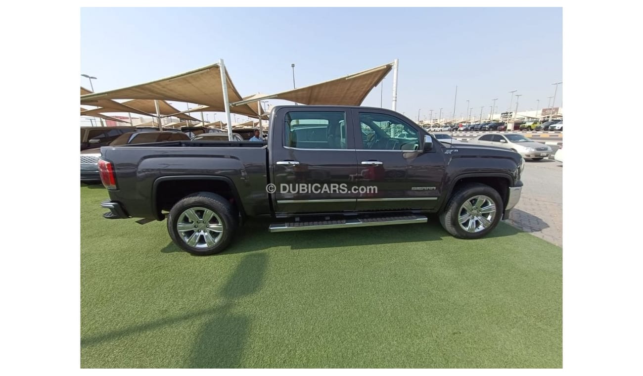 GMC Sierra 1500 SLT The car is very good, in perfect condition, looks clean from the outside without any accide