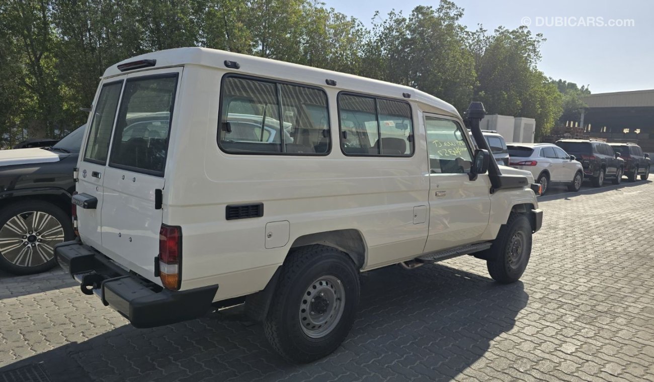 Toyota Land Cruiser Hard Top LC78 HARDTOP 3 DOOR 4.2L DIESEL V6 LHD | MANUAL | HARDTOP | 3 DOORS | 2024 | BRAND NEW | 0 KM | 03 Y