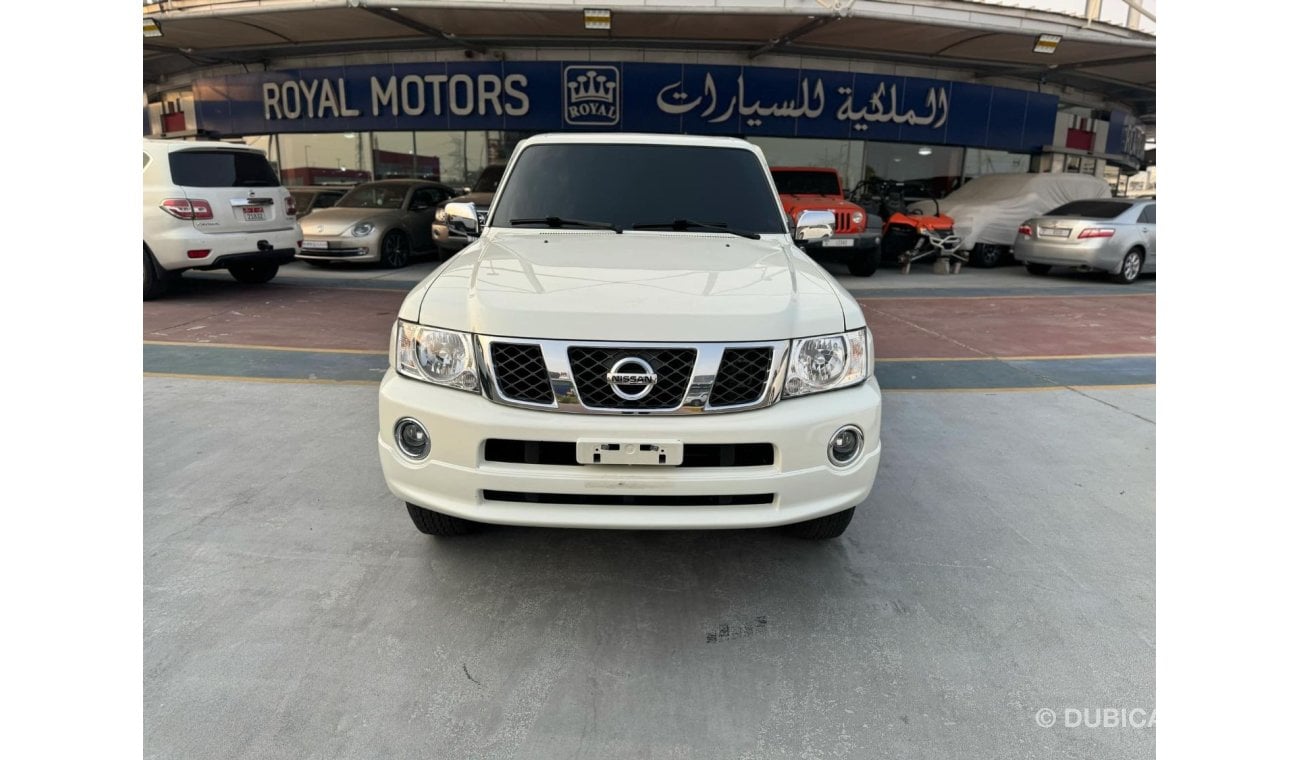 نيسان باترول سوبر سفاري GCC SPEC NEAT AND CLEAN