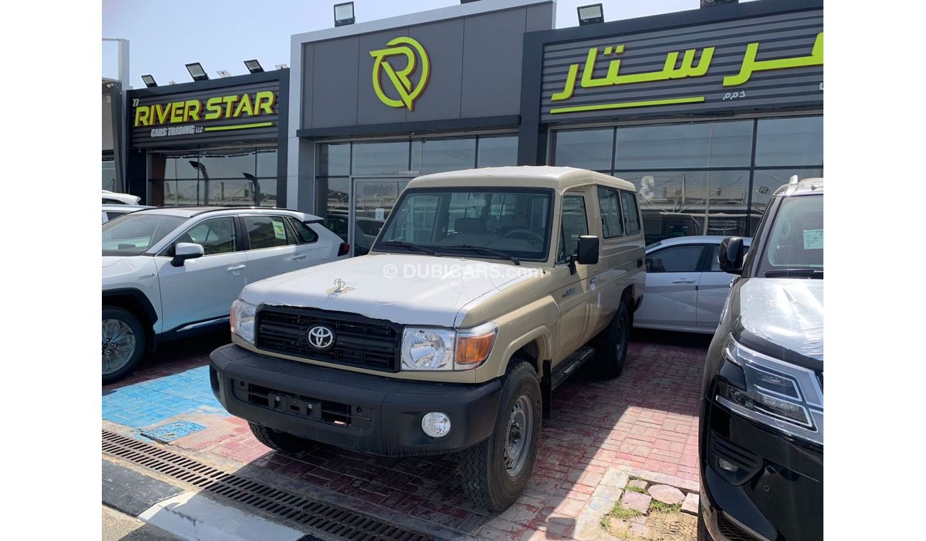 Toyota Land Cruiser Hard Top Toyota land cruiser lc78 4.2L V6 3-door manual with diff lock and power window