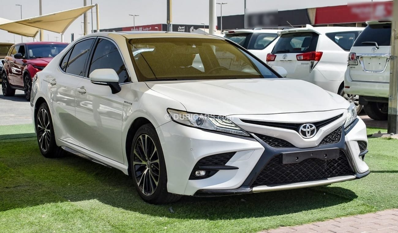 Toyota Camry Sport