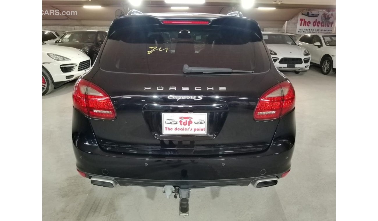 Porsche Cayenne S PORSCHE CAYENNE S 4.8L 2011, SUNROOF, ROOF RAILS AND MORE..