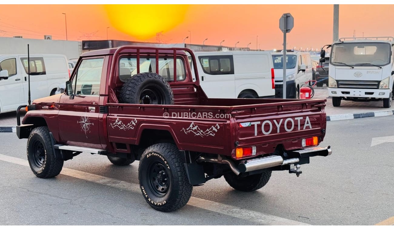 Toyota Land Cruiser Pick Up SINGLE CABIN | 4 X 4 | MANUAL TRANSMISSION | RHD | 4.2L DIESEL | PREMIUM BULL BAR